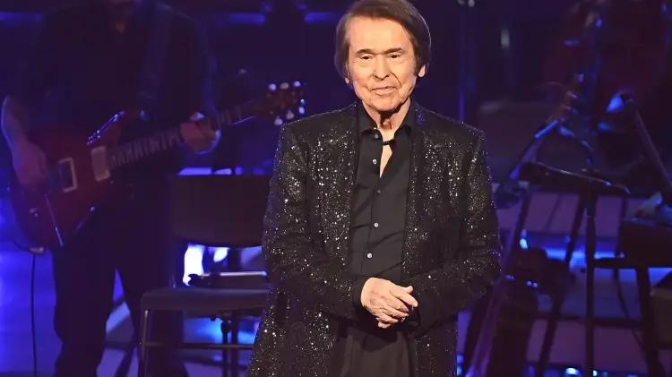 Raphael cancela concierto en Zamora por problema de salud