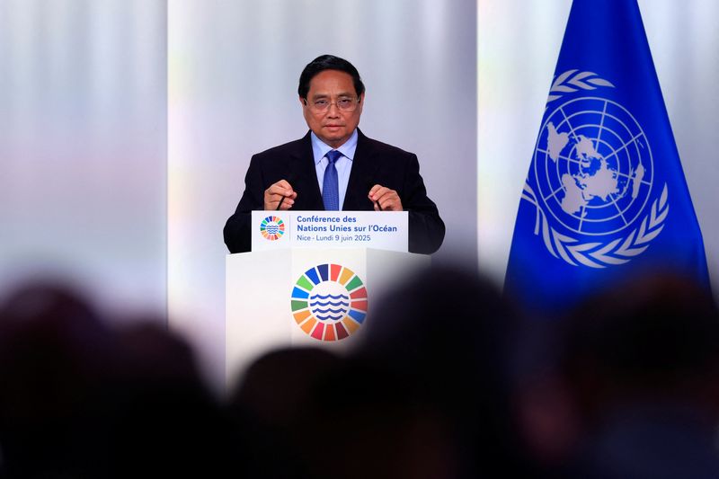 Vietnam says it will continue U.S. trade talks, aiming for other free trade deals