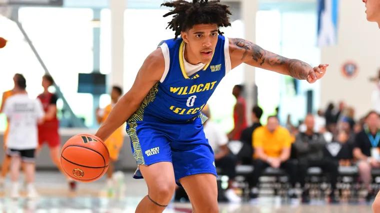 Taylen Kinney, who started viral 6-7 TikTok trend, commits to Kansas Jayhawks