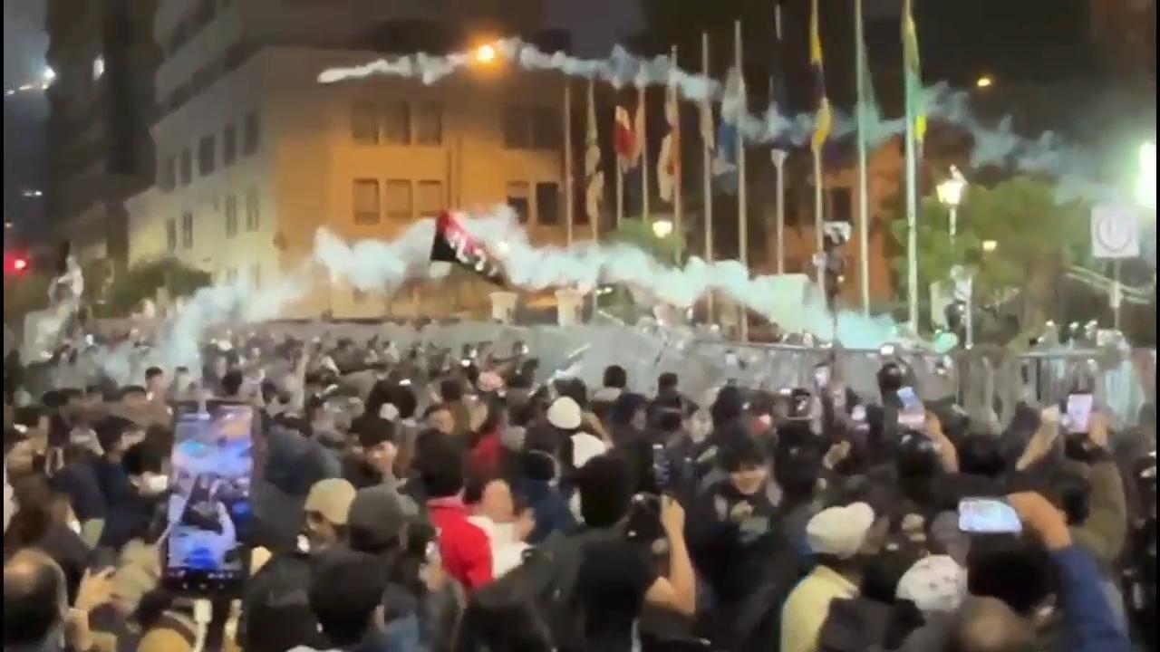 Clashes erupt at Peru Congress protest led by students, transport workers