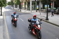 Herido un motorista tras chocar con un coche en la avenida de la Costa
