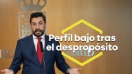 El portavoz del PP en la Asamblea de Madrid intenta pasar desaparecido en un acto del partido tras avalar los insultos a Sánchez