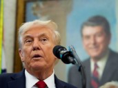Trump dice que si no gana el Nobel de la Paz será "un insulto" para Estados Unidos