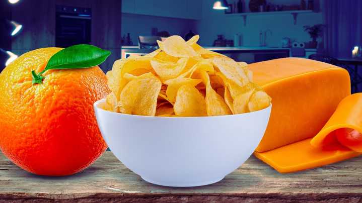 People Who Eat These 12 Foods Late At Night Are Putting Themselves At Risk