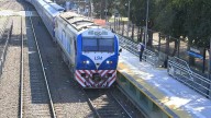 Por segundo día, los trenes funcionaron a 30 km/h