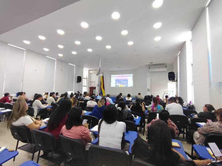 Servidores públicos del Tolima se actualizan en organización estatal y Derecho Administrativo