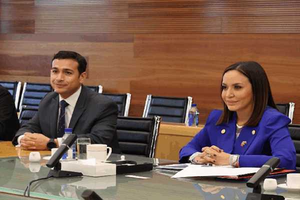 Ministra Coromoto Godoy y Viceministro Li Chenggang fortalecen relaciones comerciales entre Venezuela y China