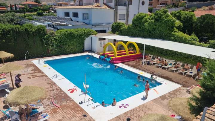 Monachil estrena piscina municipal de verano con más de 2300 usuarios