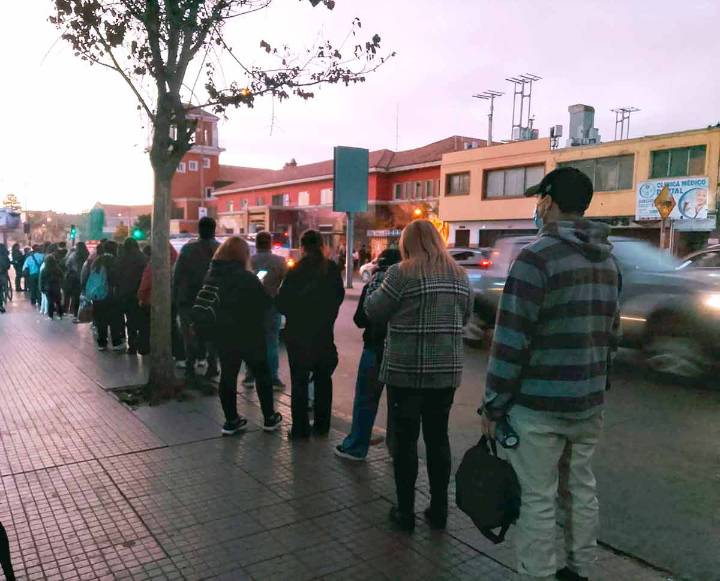 Senado busca extender hasta 2032 la prohibición de nuevos cupos en taxis y colectivos