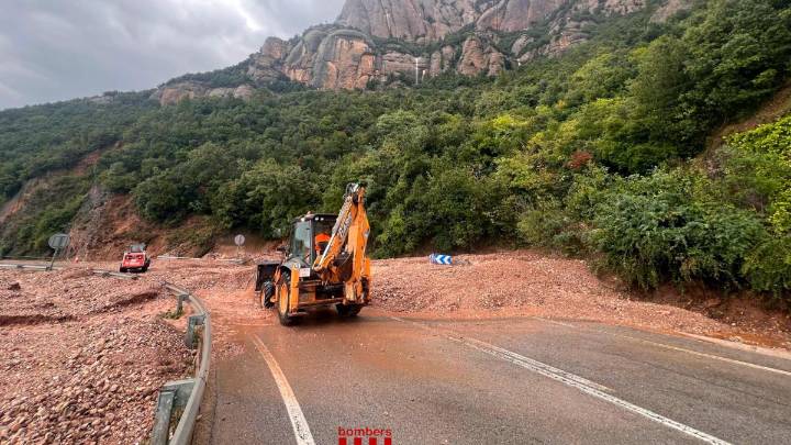 Dos desaparecidos en Sant Quintí de Mediona al ser arrastrado su coche por el agua