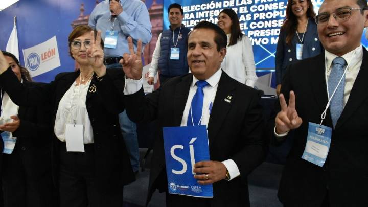 PAN León ratifica a Antonio Guerrero como presidente