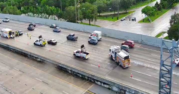 Crash with injuries causing delays on I-95 northbound near Palmetto Park Road