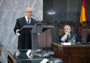 Parramón toma posesión: «La Audiencia soporta una carga excesiva y desproporcionada de trabajo»
