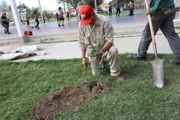 Atienden solicitud de usuarios del Parque de la Familia