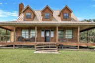 230 homes sold across Georgetown's 3 area ...