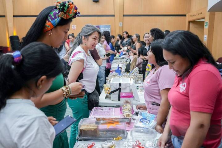 MUJERES CAUCANAS EMPRENDEN 