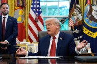 Trump impondrá aranceles del 100 % a los medicamentos importados