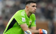 Dibu Martínez recibió una pésima noticia a menos de un año del Mundial: "No va"