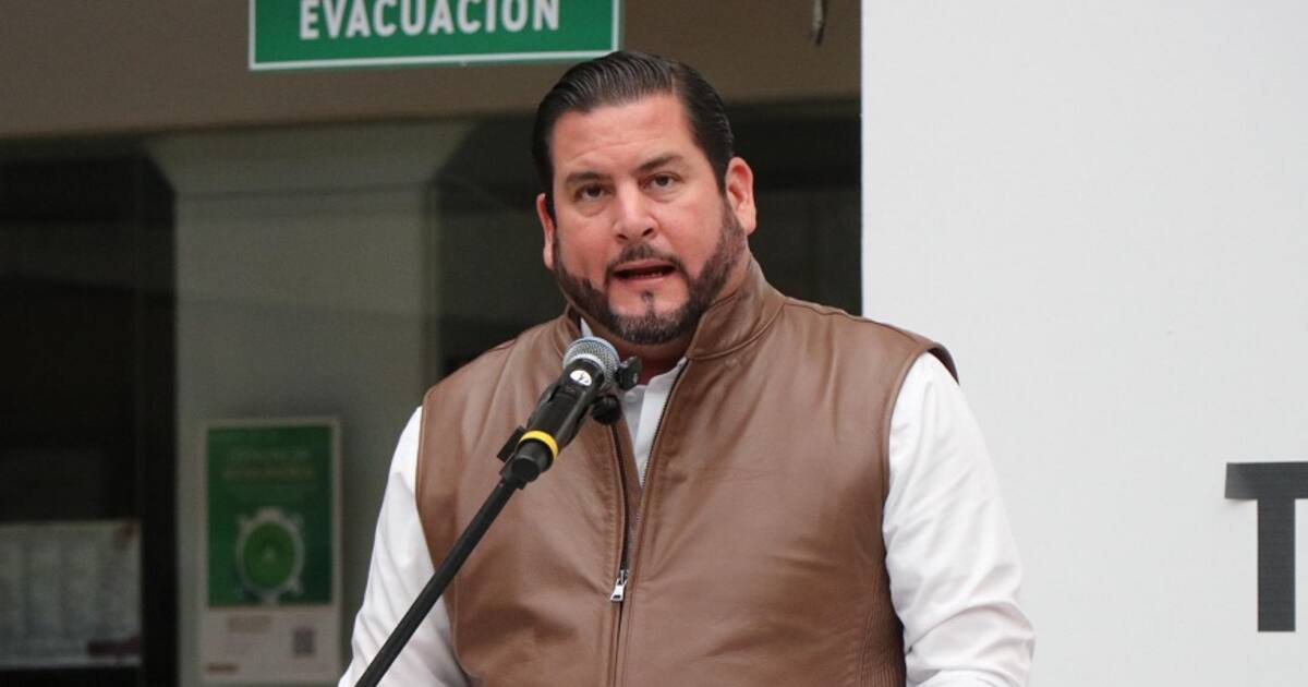 Alcalde advierte a policías y funcionarios, cero tolerancia a la corrupción