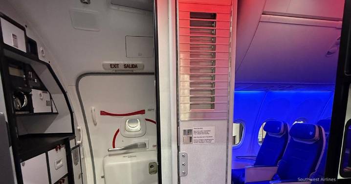 Southwest Airlines begins using planes with secondary cockpit barrier