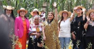 Clara Brugada inaugura la Feria del Maíz y la Agrobiodiversidad en el Monumento a la Revolución