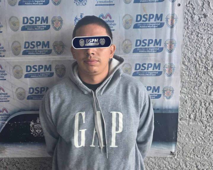Recupera Policía Rural moto con reporte de robo y aseguran al conductor