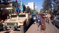 Los talibanes advirtieron a Donald Trump que no piensan devolver la base aérea de…