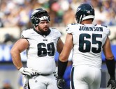 Eagles' Lane Johnson Exits Game With Concerning Injury