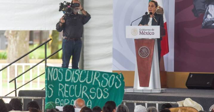 Estudiantes del Edomex exigen a Sheinbaum mayor presupuesto para su universidad