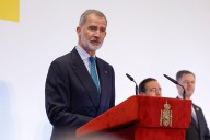Felipe VI califica de crisis humanitaria insoportable la situación en una Gaza devastada