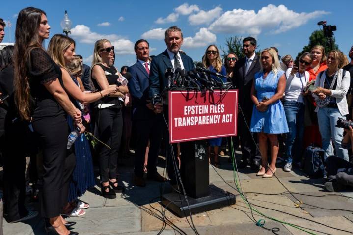 On Epstein Files, Women Lead the GOP Resistance to Trump