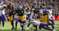 Steelers hold on for 24-21 win over Vikings in NFL's first regular