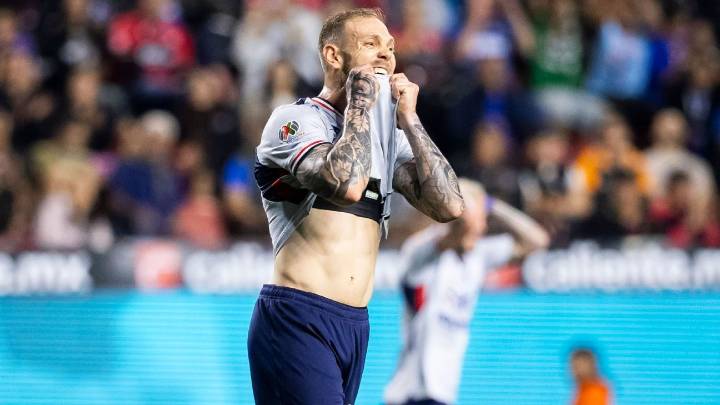Cruz Azul perdió el invicto ante Tijuana en despedida de Jesús Corona