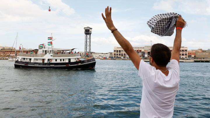 Global Sumud Flotilla, destino Gaza | Las embarcaciones aguardan en Barcelona a la espera de una nueva salida