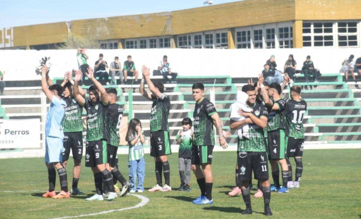 Los jugadores se quedaron con el merecido aplauso