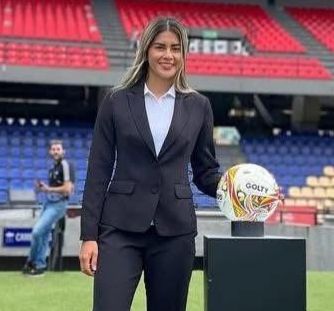 Juez llanera en la liga