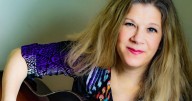 Go away with ... Dar Williams