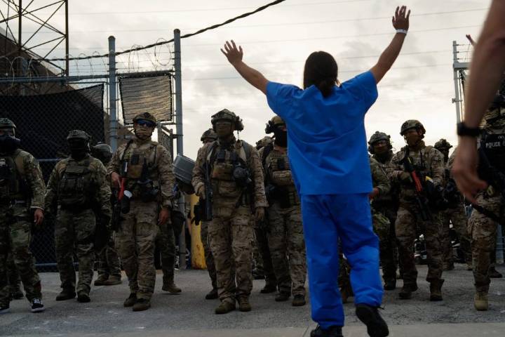10 Protesters Released After Facing ‘Shocking Violence,’ Arrest By Federal Agents In Broadview