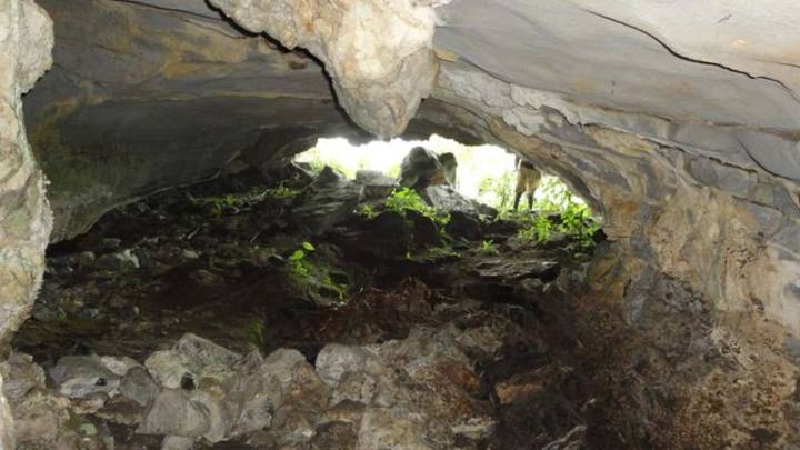 El hermoso pueblo de Santander que alberga cuatro misteriosas cuevas que despiertan gran curiosidad en los viajeros