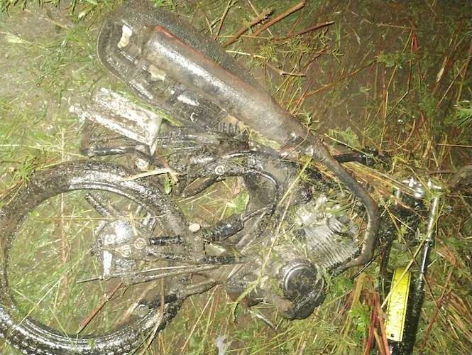 Joven ebrio choca y mata a matrimonio de motociclistas