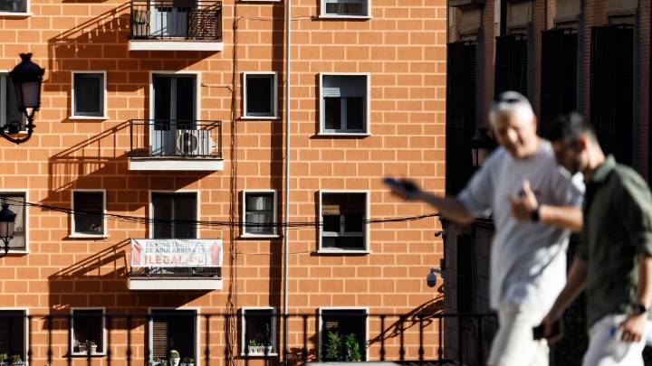 El Gobierno notifica a las plataformas online la retirada de 1.531 pisos turísticos en Madrid