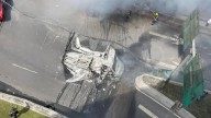 Trasladan a hospitales a heridos por explosión de pipa