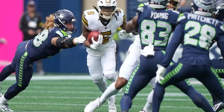 Seahawks crush the Saints, 44