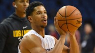 Josh Hart has perfect reaction to Jordan Clarkson in Knicks uniform