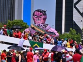 Miles de personas ya marchan en Brasil contra una posible amnistía a Jair Bolsonaro e inmunidad para los legisladores