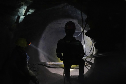 El auge del mercurio en México: mineros arriesgan su salud y provocan daños al ambiente