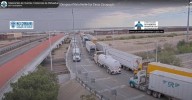 Video.- Crisis y filas kilométricas en puente Zaragoza por fallas en sistemas aduaneros