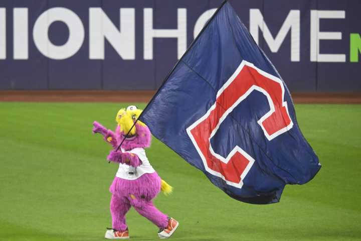 MLB Playoff Picture: Walk-Offs, Division Battles & Best Bets