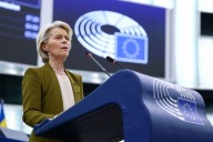 EU executive floats idea of reparations loan for Ukraine, based on frozen Russian assets