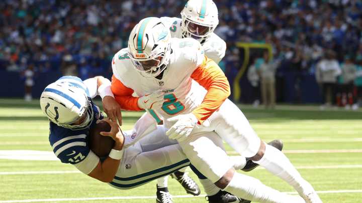 Lions trade candidates after Marcus Davenport put on injured reserve